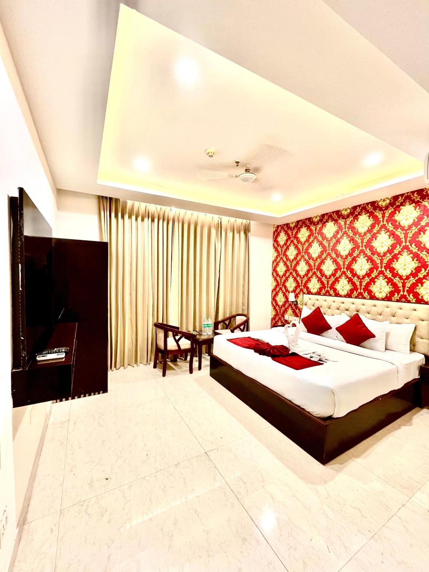 Hotel Northview Park By Lycoris !! Top Rated & Most Awarded Property In Tricity Zirakpur Exterior foto